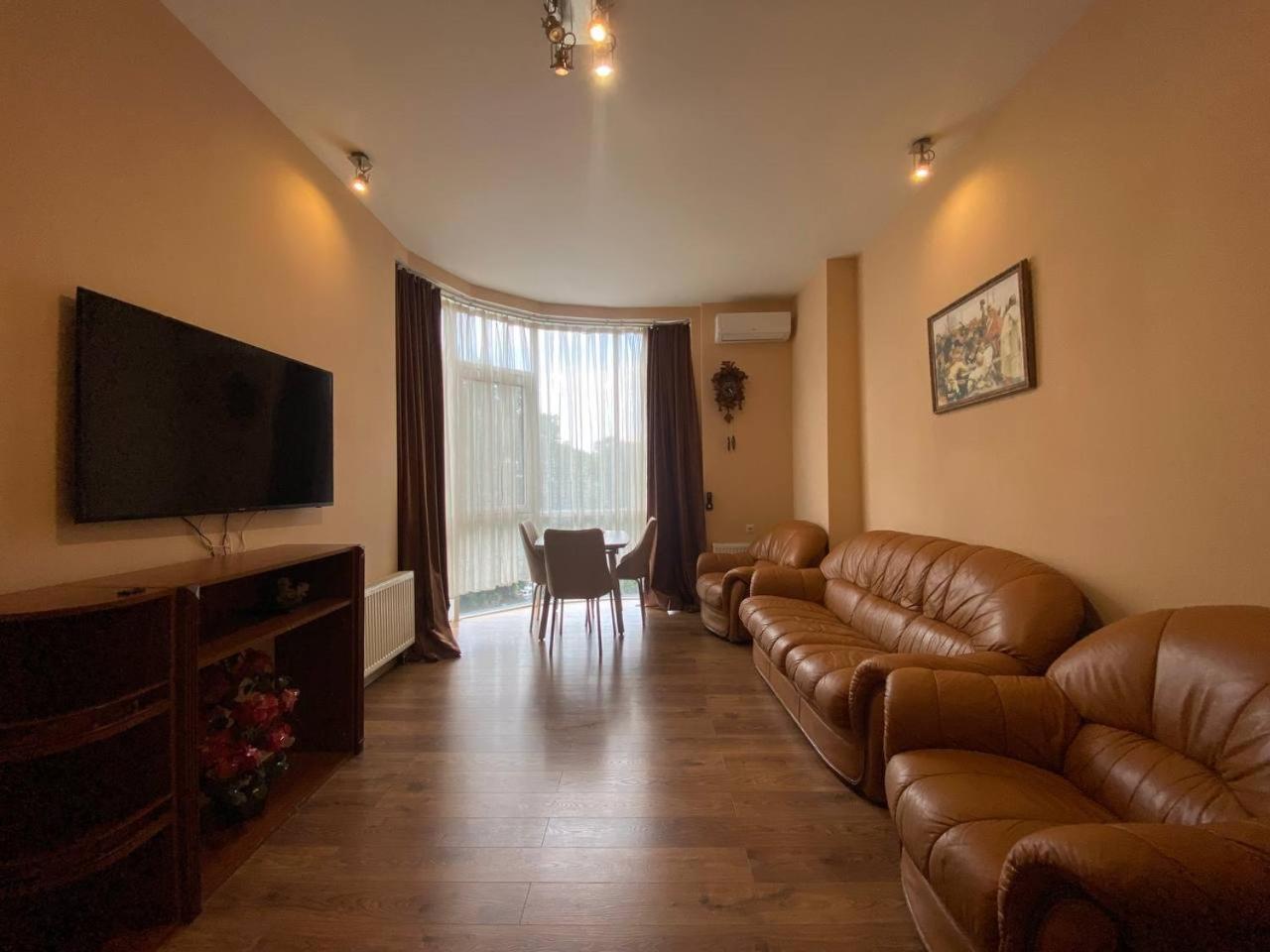 Apartment On Dragomirova Kijev Kültér fotó