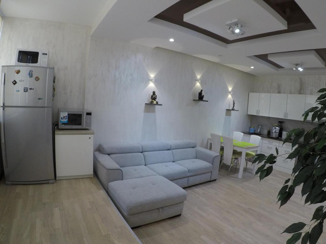 Apartment On Dragomirova Kijev Kültér fotó