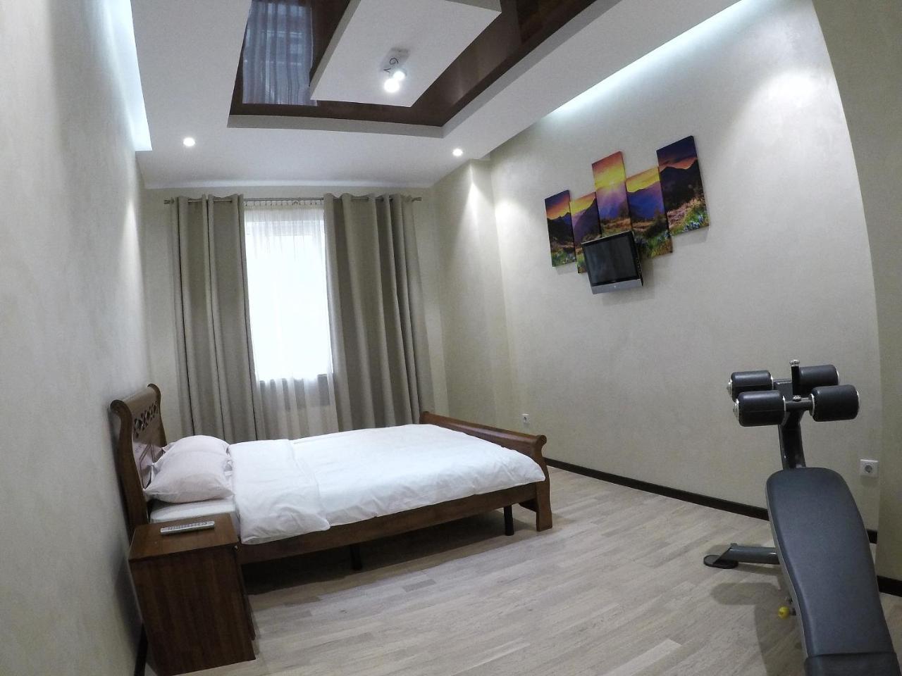 Apartment On Dragomirova Kijev Kültér fotó